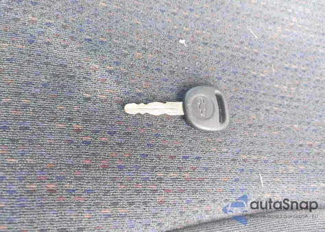 2000 Chevrolet Tahoe All New Ls из США, поврежденный, VIN 1GNEC13T3YJ206631